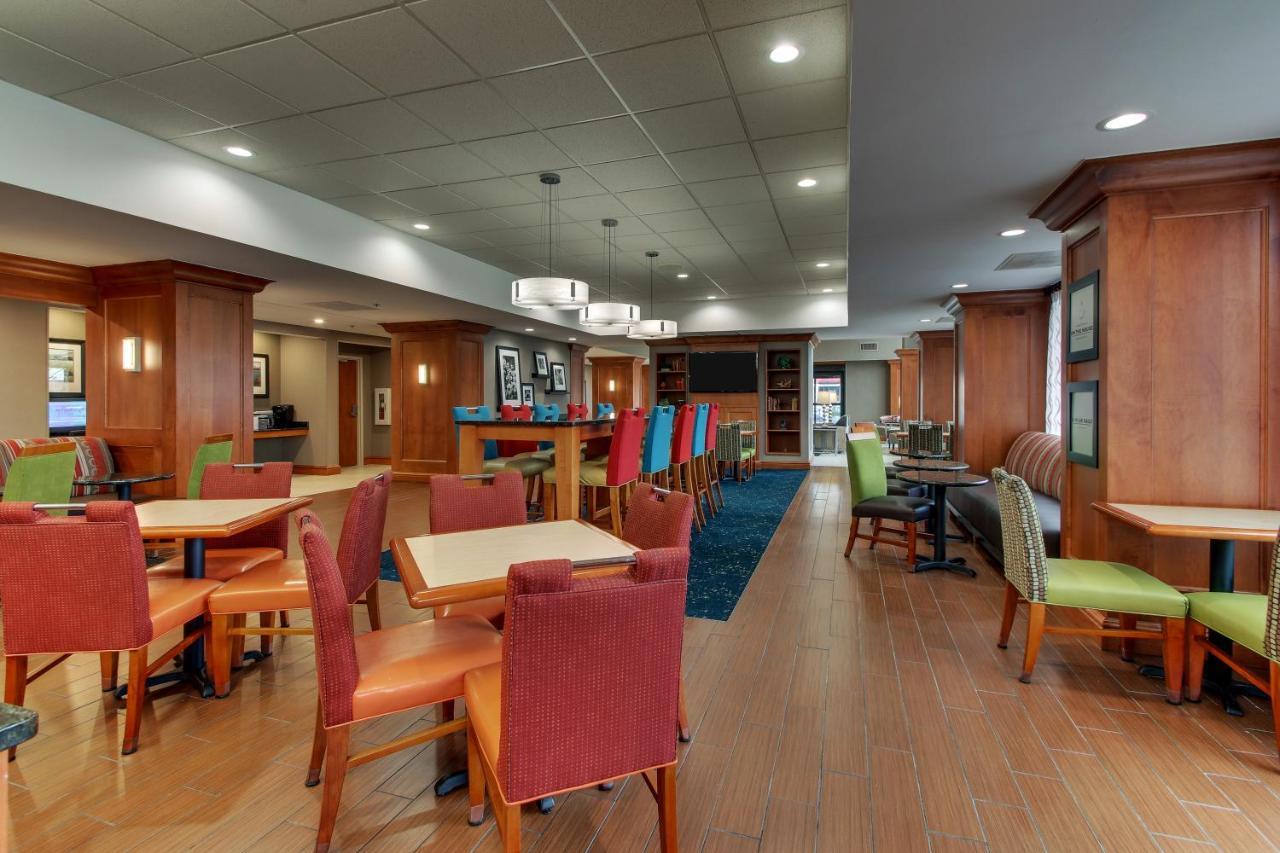 Hampton Inn Indianapolis/Кармел Екстер'єр фото
