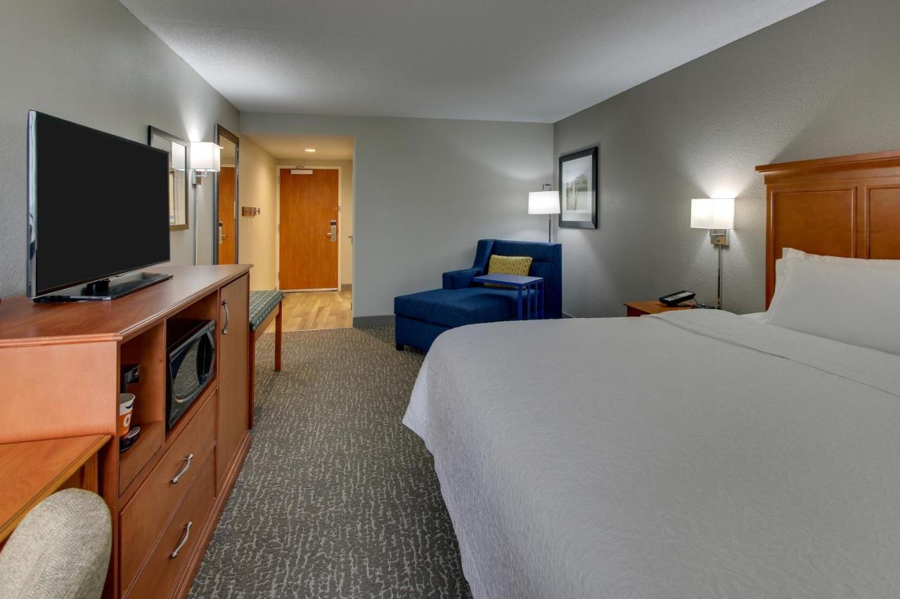 Hampton Inn Indianapolis/Кармел Екстер'єр фото