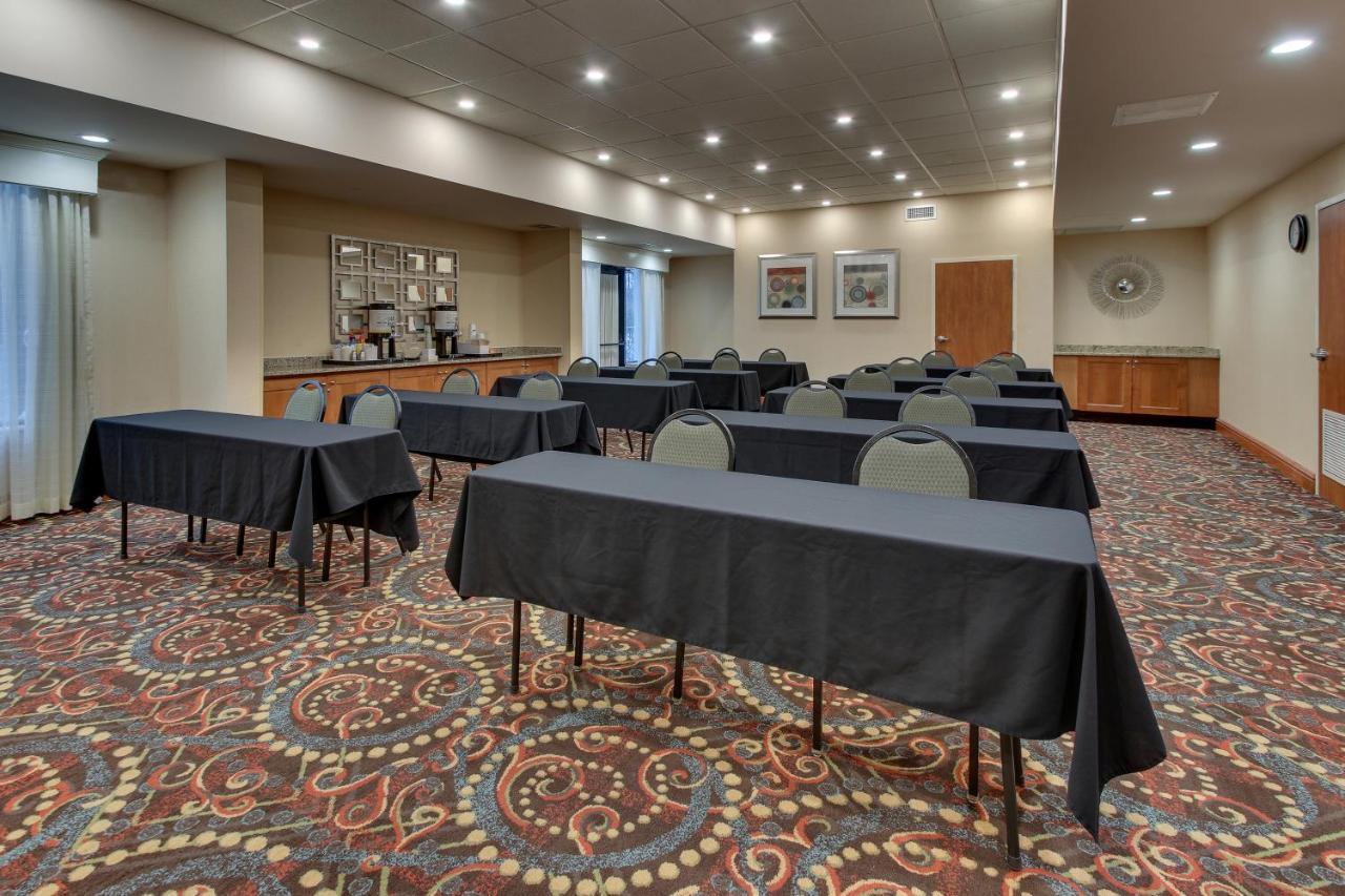 Hampton Inn Indianapolis/Кармел Екстер'єр фото