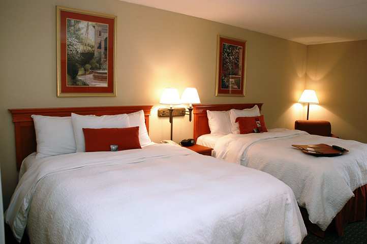 Hampton Inn Indianapolis/Кармел Номер фото